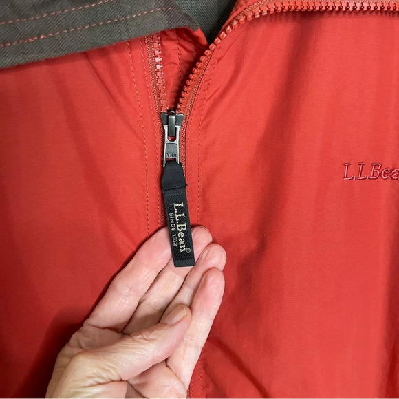 LL Bean Men's Warm-Up Jacket, Flannel Lined workwear water and wind resistant - Picture 3 of 15